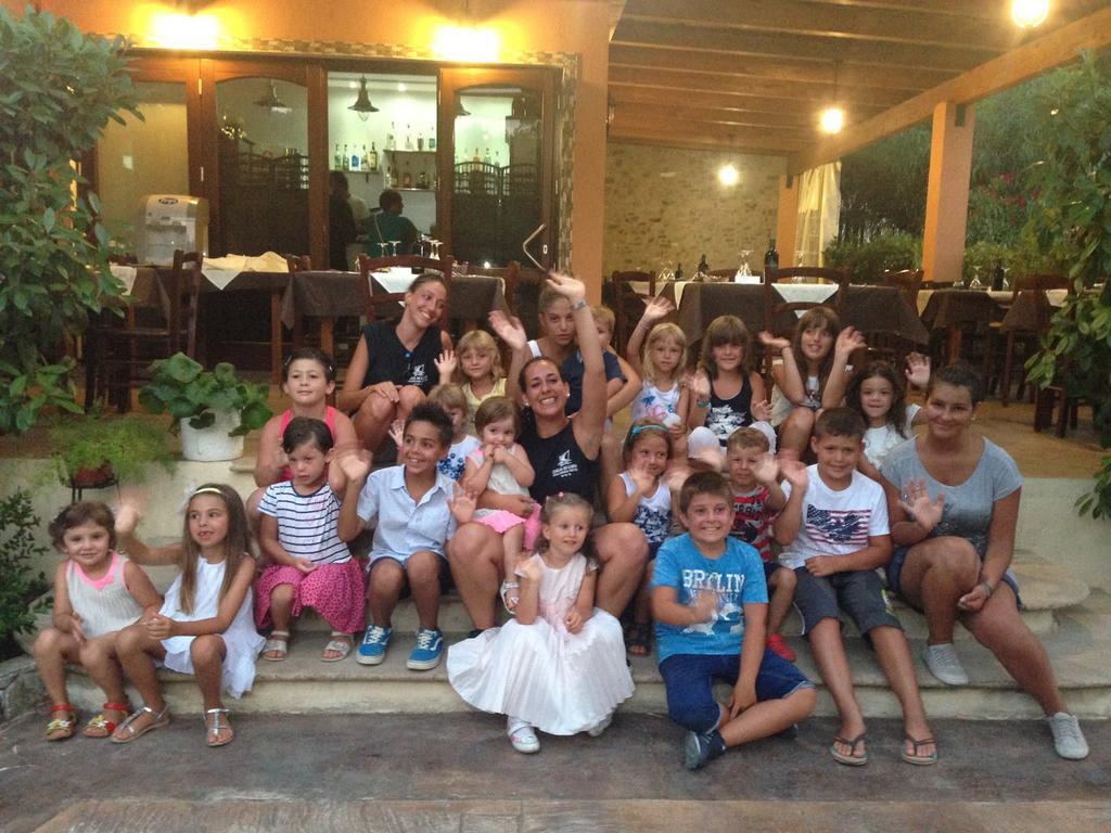 Family Resort Cala Di Luna Marina di Camerota Exterior photo